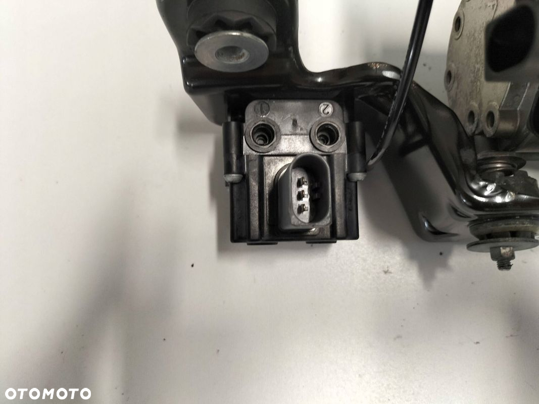 KOMPRESOR POMPA SPRĘŻARKA ZAWIESZENIA BMW X5 E70 X6 E71 6799419 - 3