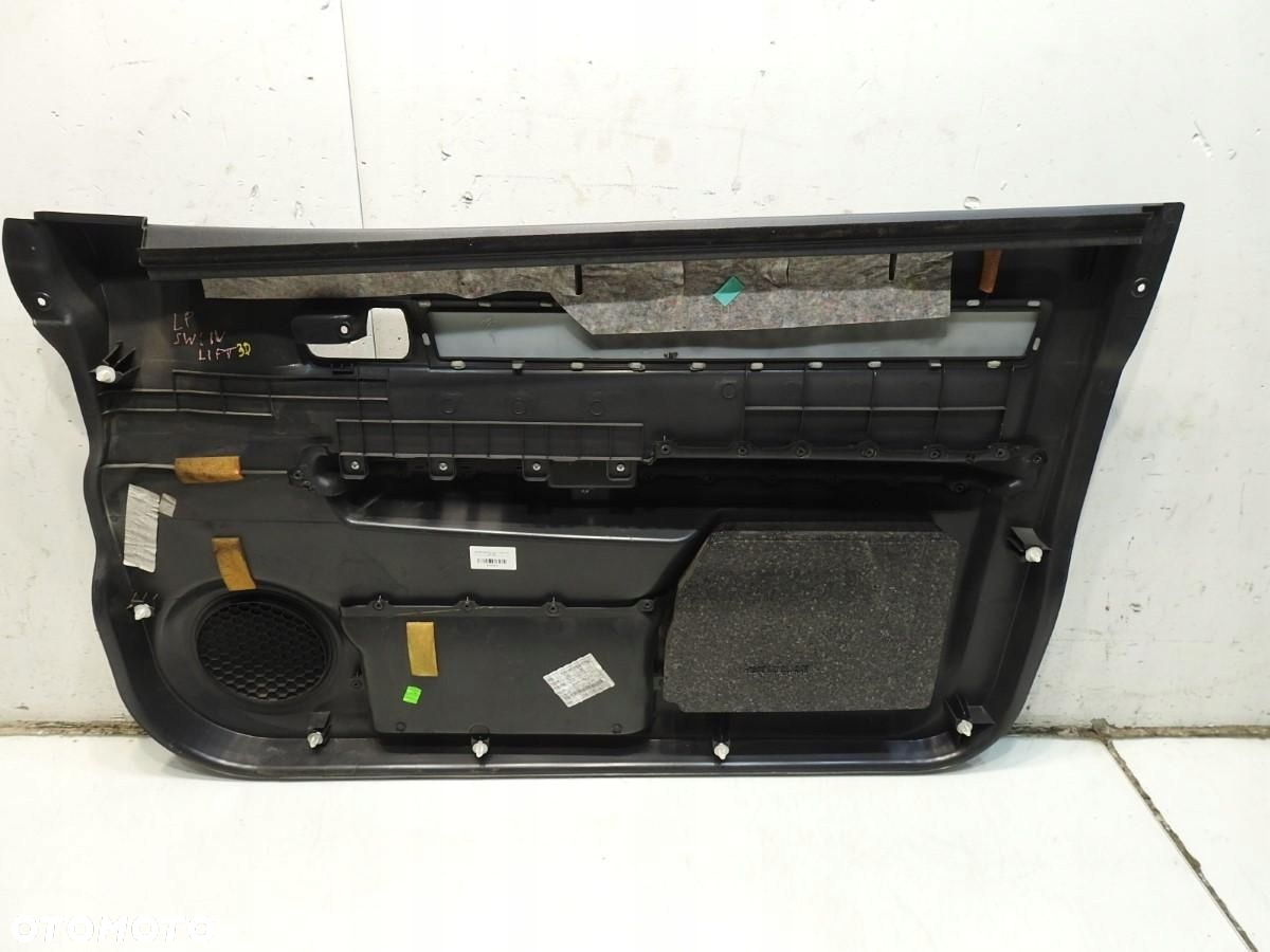 TAPICERKA DRZWI LEWA SUZUKI SWIFT IV LIFT 3D - 3