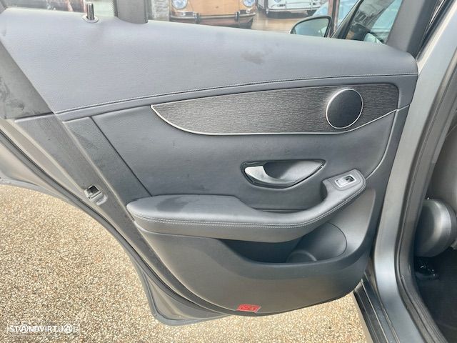 Mercedes-Benz GLC 300 de Coupé 4Matic - 22