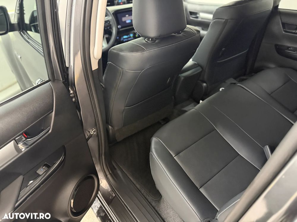 Toyota Hilux 2.8D 204CP 4x4 Double Cab AT Executive - 13