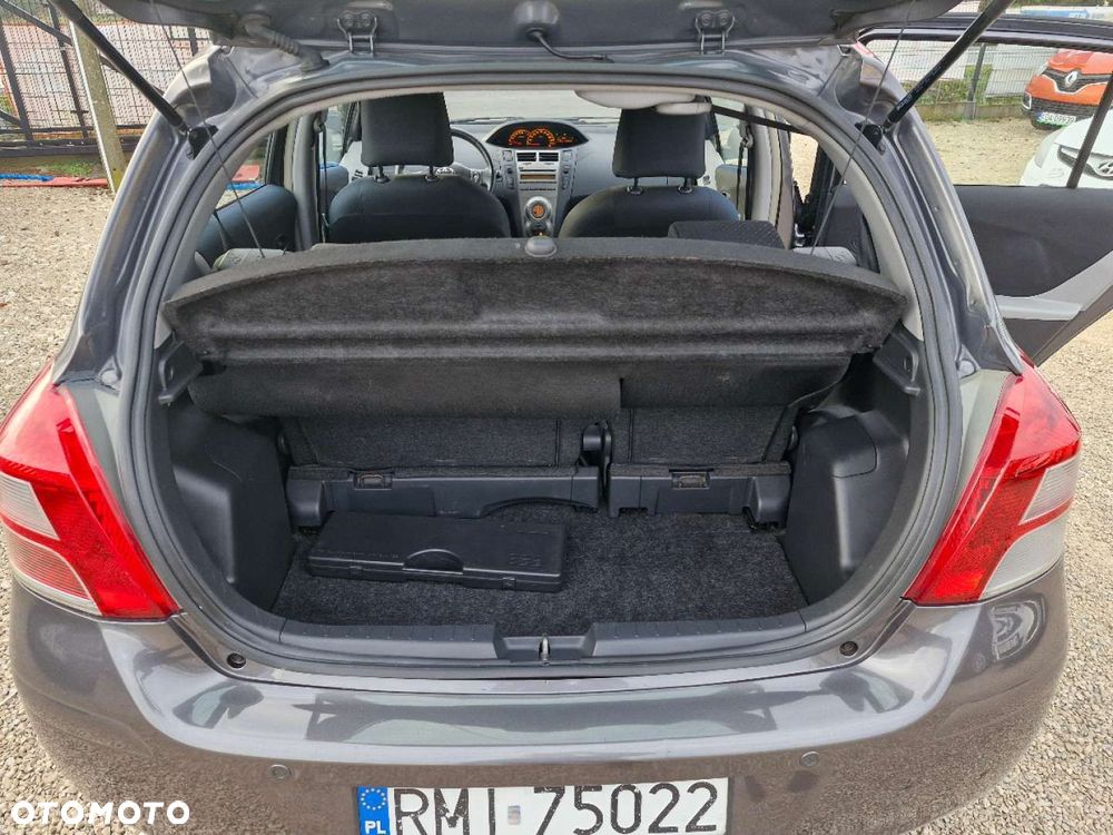 Toyota Yaris - 20