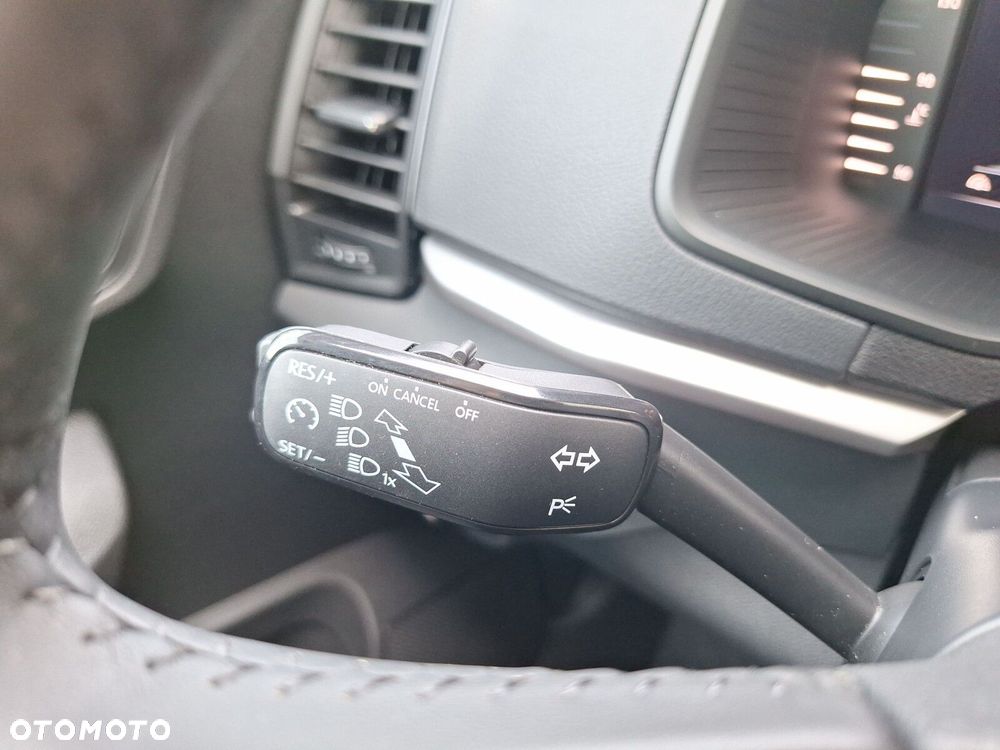 Skoda Karoq 1.5 TSI ACT Selection DSG - 21