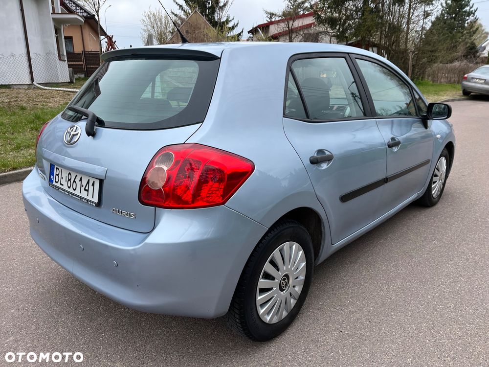 Toyota Auris 1.4 VVT-i Luna - 4