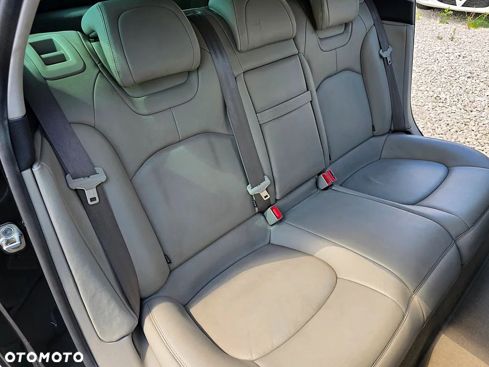 Citroën C5 2.0 HDi Exclusive - 25