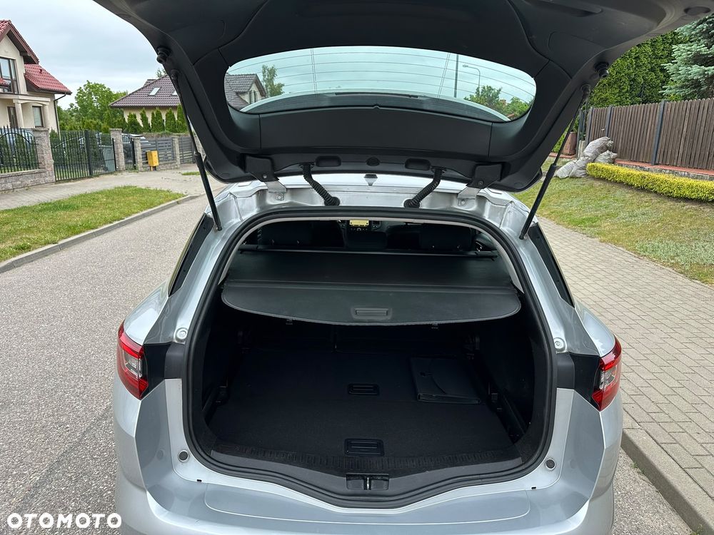 Renault Megane ENERGY TCe 100 LIFE - 17