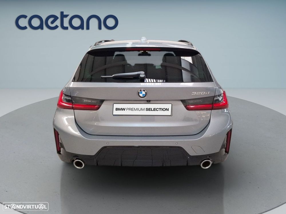 BMW 320 d Pack Desportivo M Auto - 7