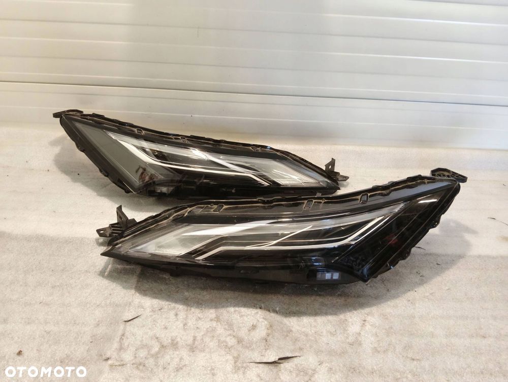 nissan x-trail t33 full led komplet lamp przednich - 1
