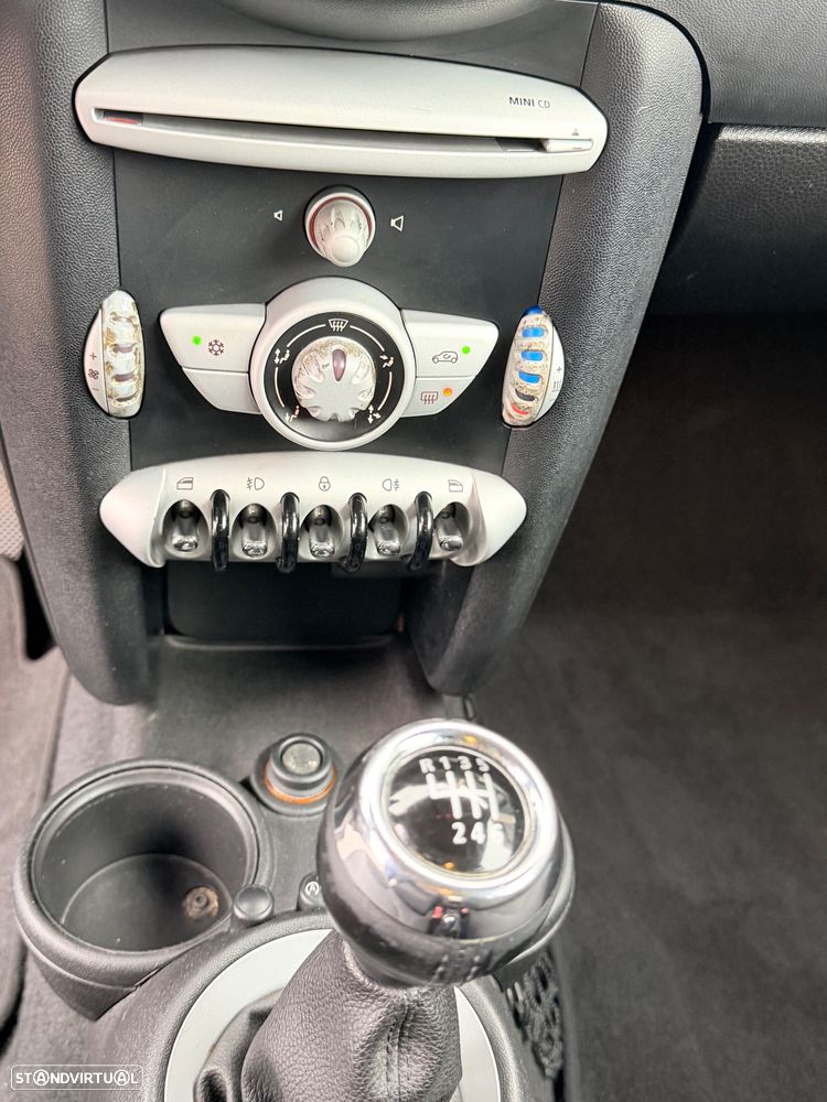 MINI 3 Portas One D - 9