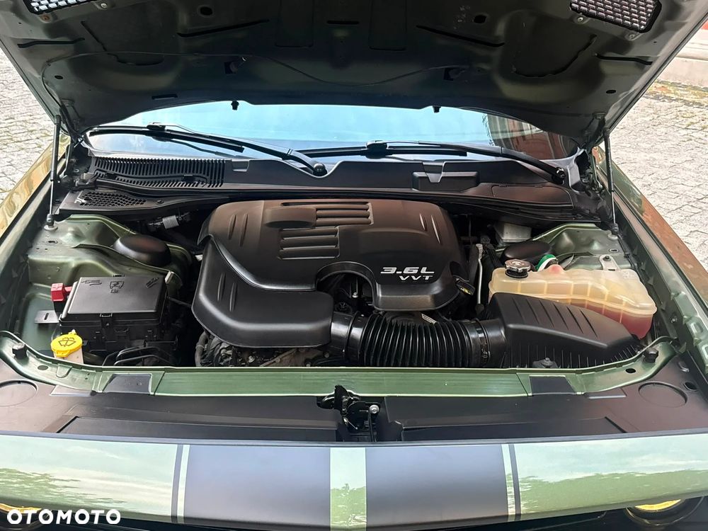 Dodge Challenger 3.6 SXT - 40