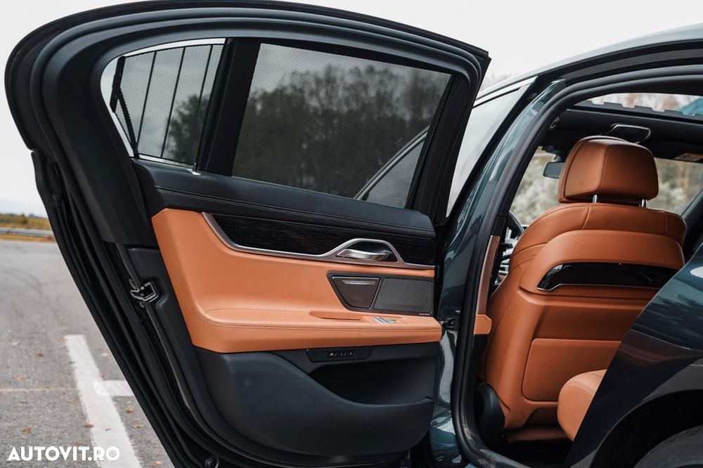 BMW Seria 7 740e iPerformance - 20