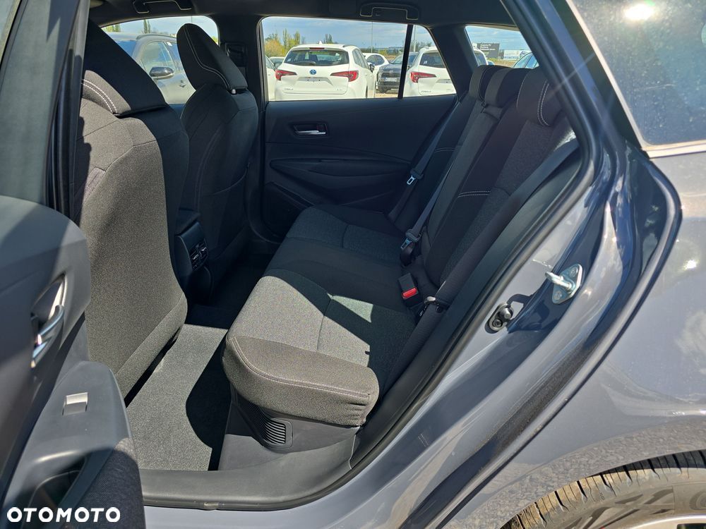 Toyota Corolla 1.8 Hybrid Comfort - 12
