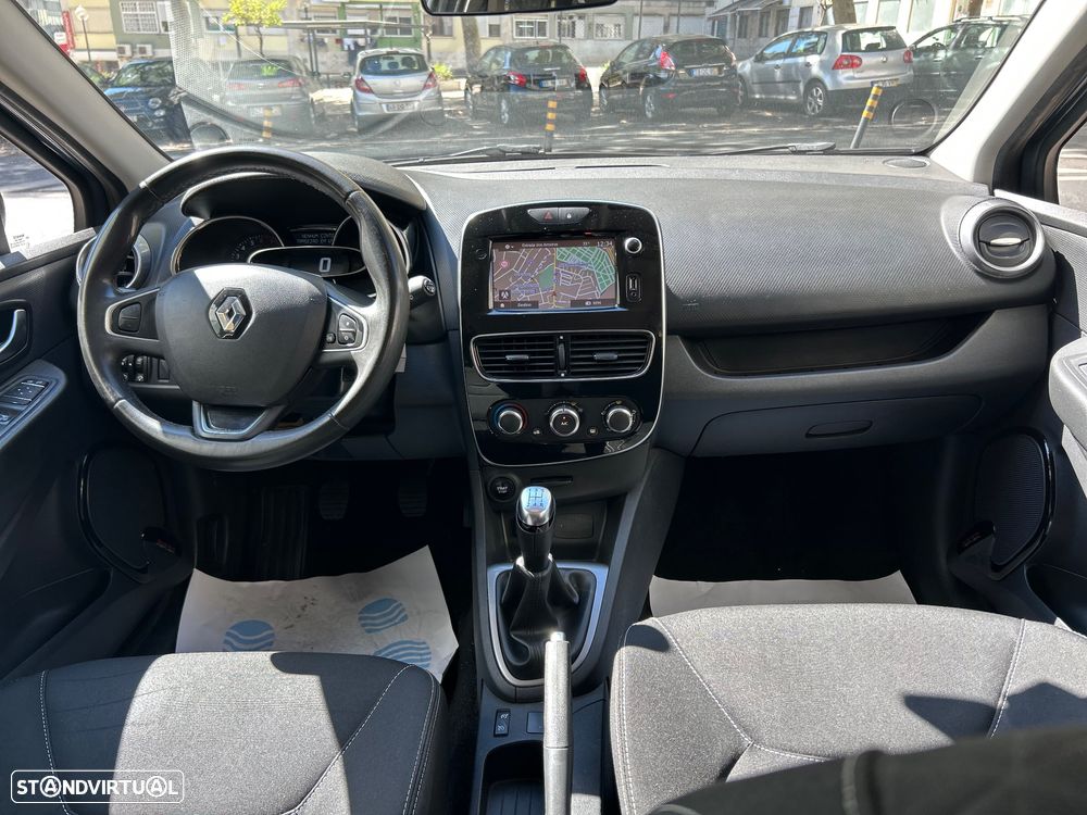 Renault Clio Sport Tourer 0.9 TCe Limited Edition - 24