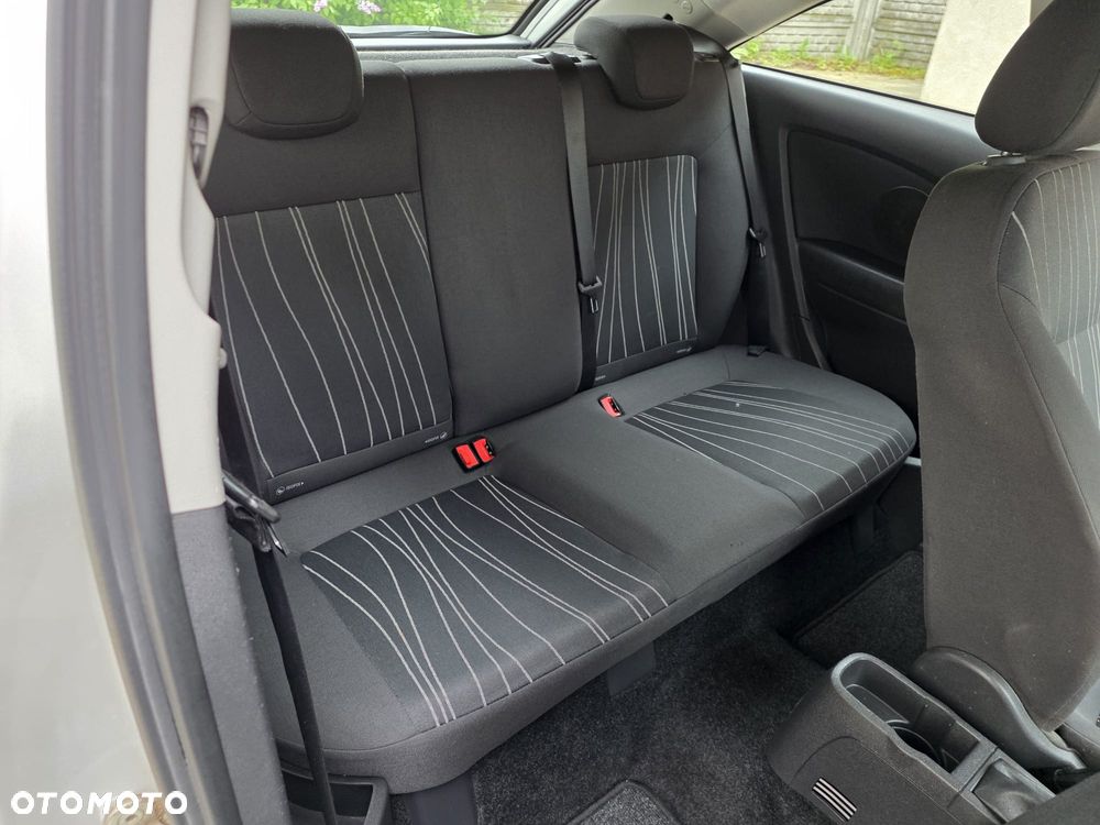 Opel Corsa 1.2 16V Edition - 11