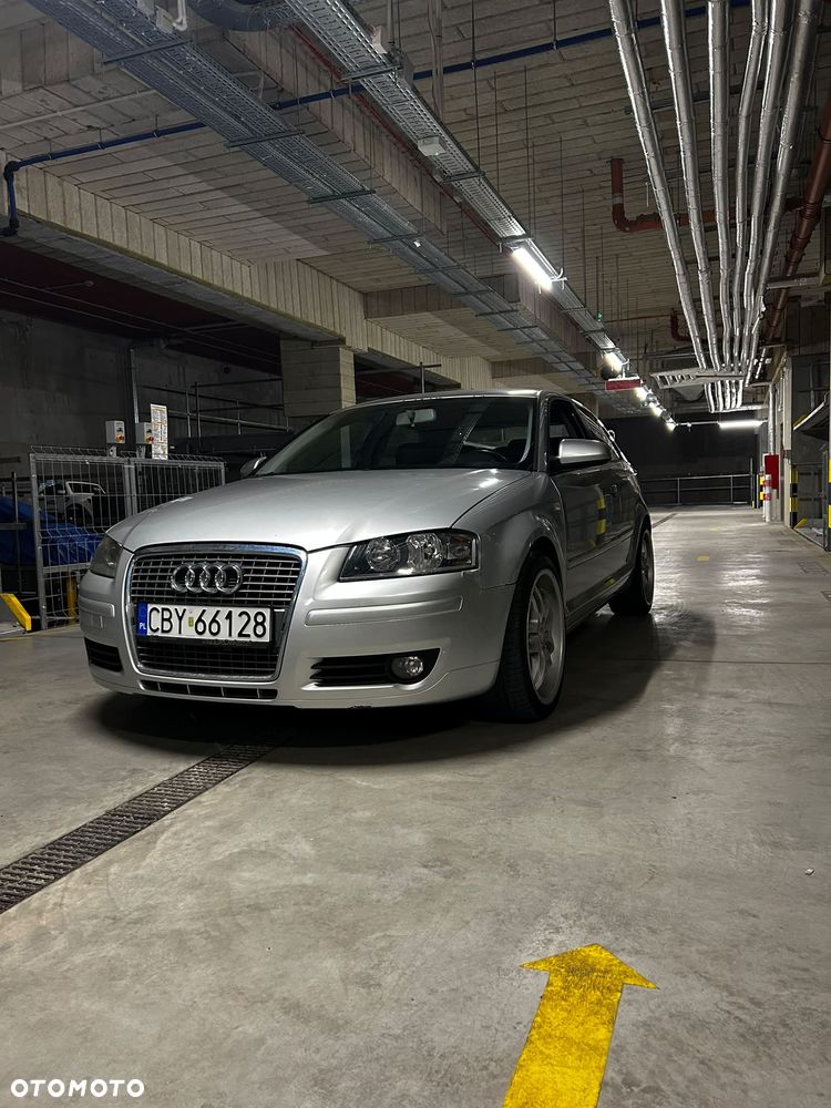 Audi A3 3-drzwiowe 2.0 TDI DPF Ambiente - 3