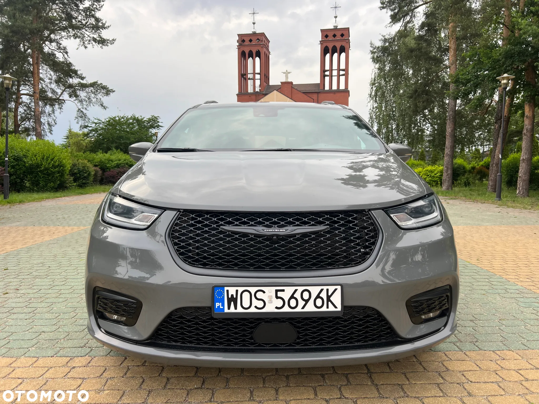 Chrysler Pacifica - 6