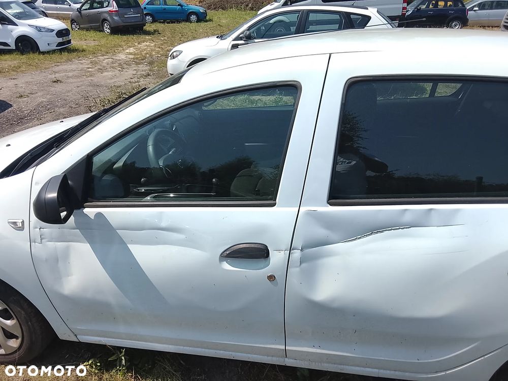 Dacia Sandero - 8