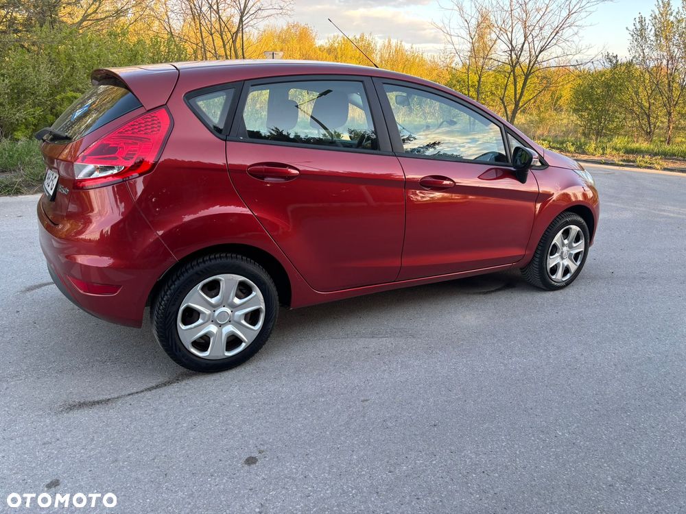 Ford Fiesta 1.25 Champions Edition - 23
