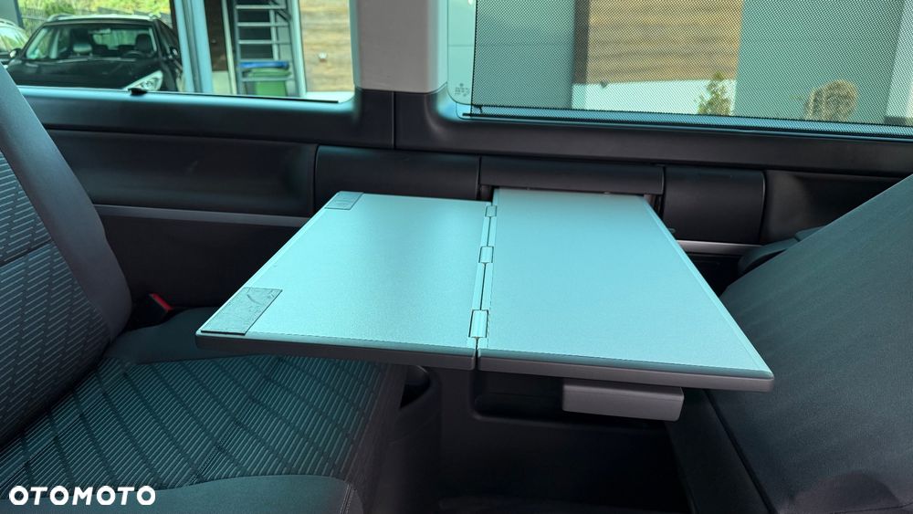 Volkswagen Multivan - 27