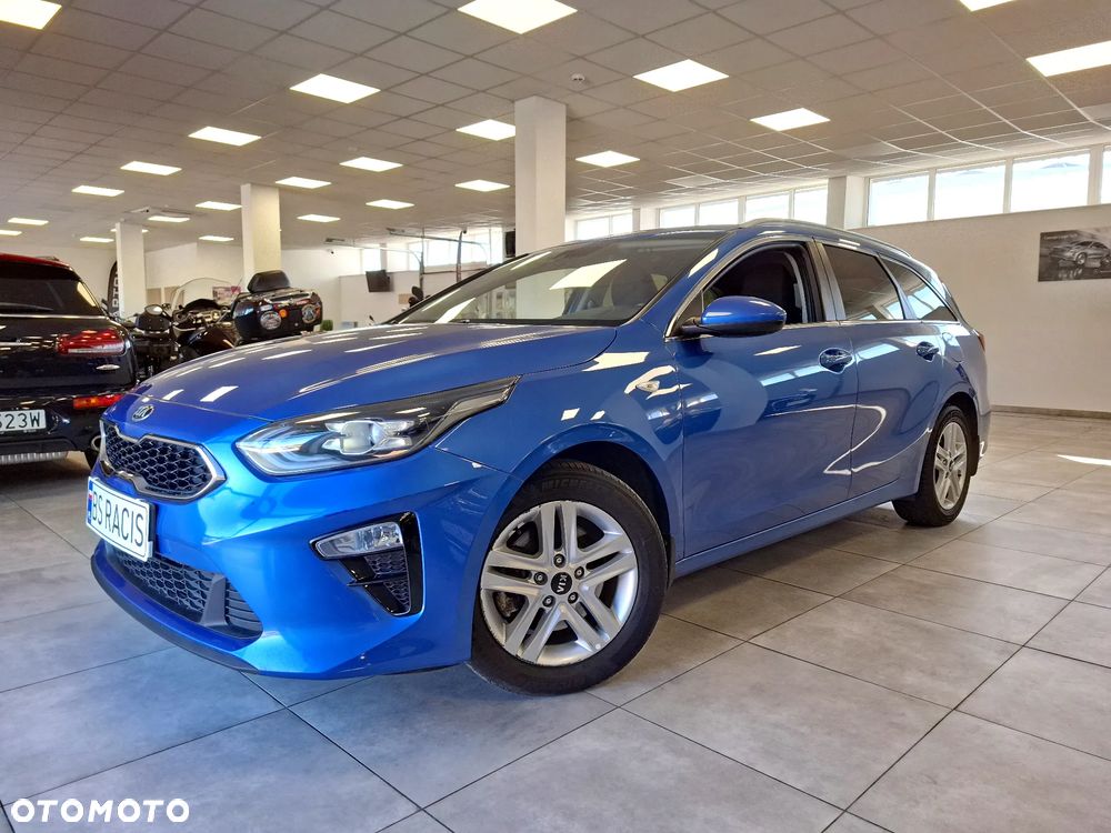 Kia Ceed 1.6 CRDi mHEV M - 1