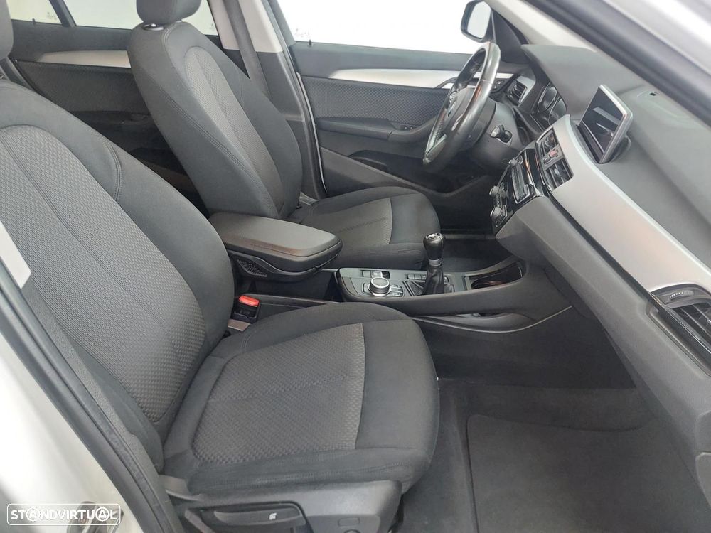 BMW X1 18 i sDrive Advantage - 48