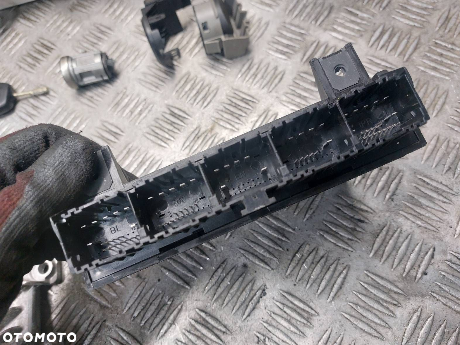 ZESTAW STARTOWY FORD FIESTA MK5 LIFT 1.4 TDCI VP6S6F-10894 - 5