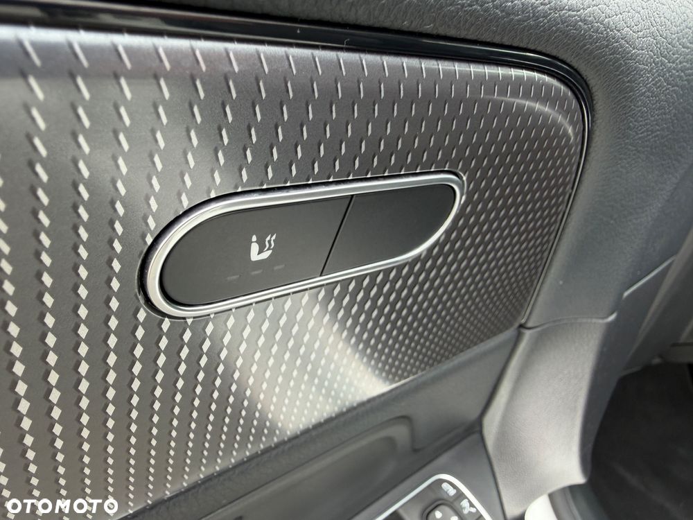 Mercedes-Benz Klasa B 180 7G-DCT Style - 16