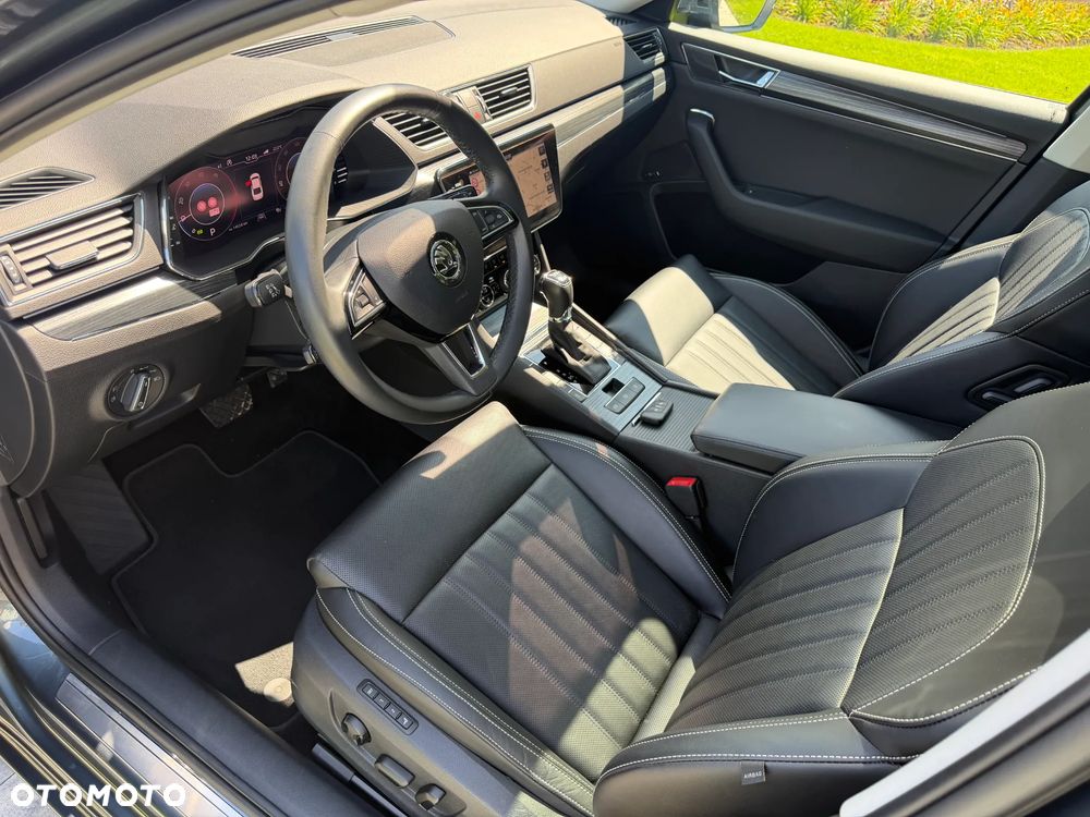 Skoda Superb 2.0 TDI SCR 4x4 Sportline DSG - 26