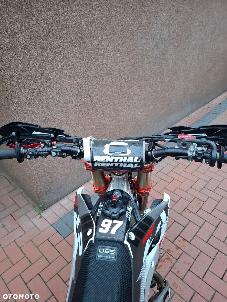 Honda CRF - 5