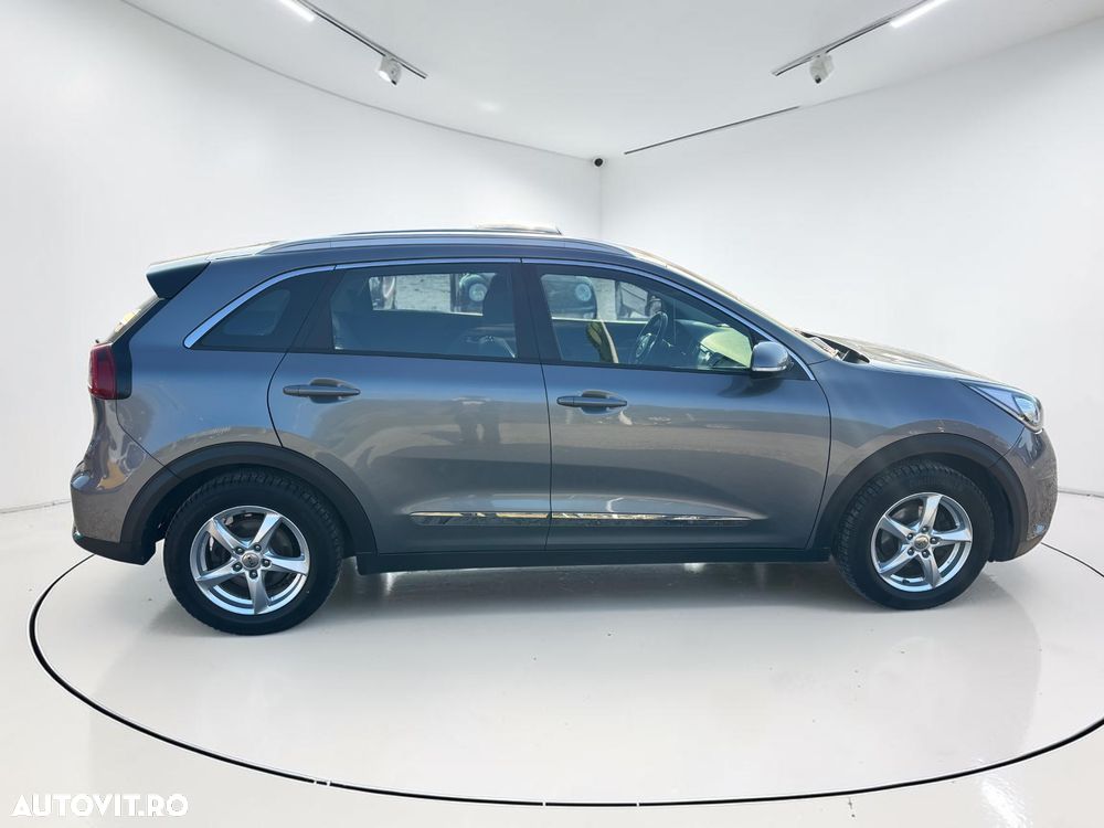 Kia Niro 1.6 GDI PHEV 2WD Aut. Vision - 11