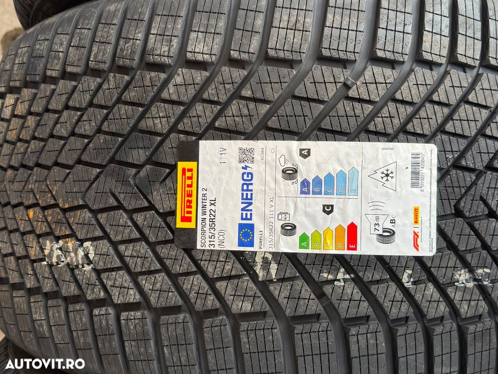 Vând set anvelope 285/40/22-315/35/22 Pirelli de iarnă NCO noi - 3