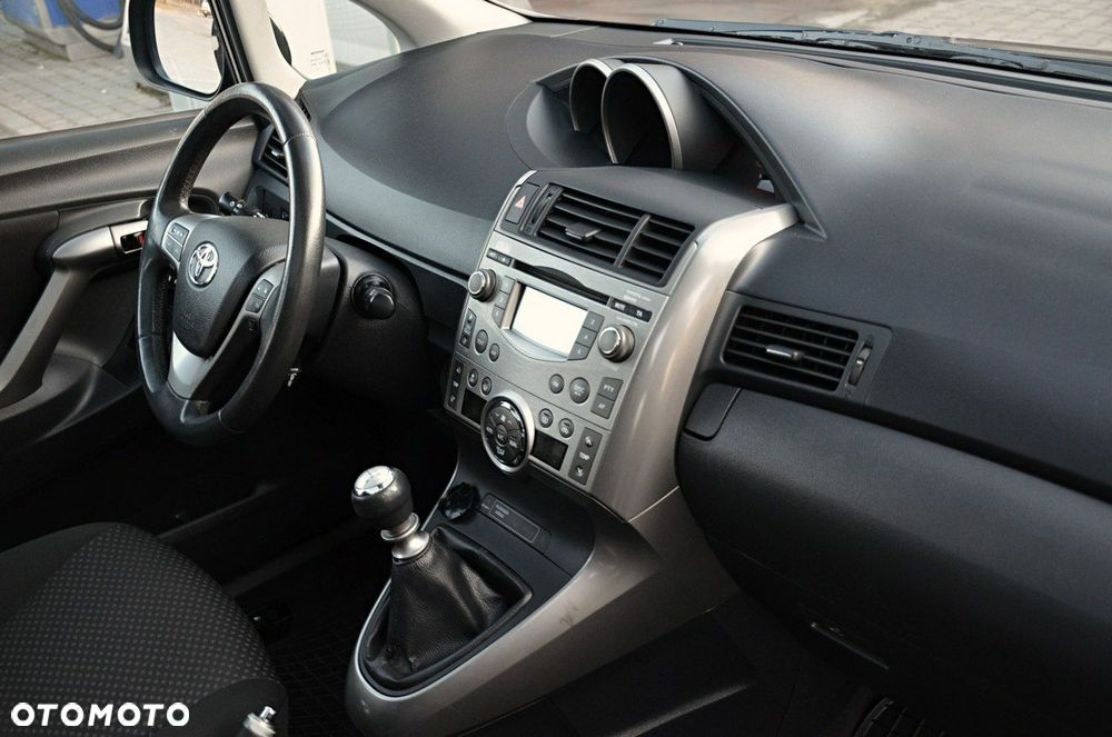 Toyota Verso - 21