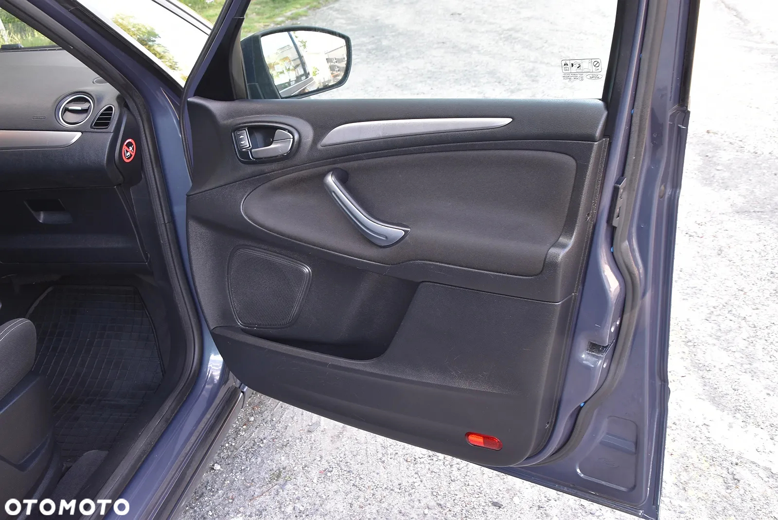Ford S-Max - 37