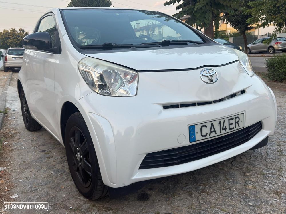 Toyota iQ 1.0 - 3