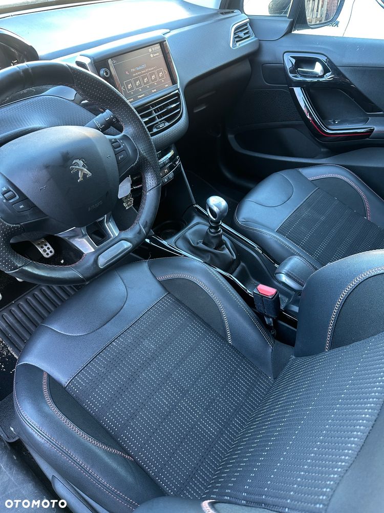 Peugeot 2008 - 7