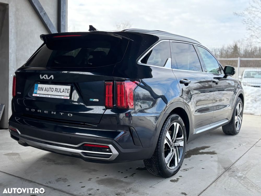 Kia Sorento 1.6 T-GDI HEV 6AT 4x4 7P Design+ - 10
