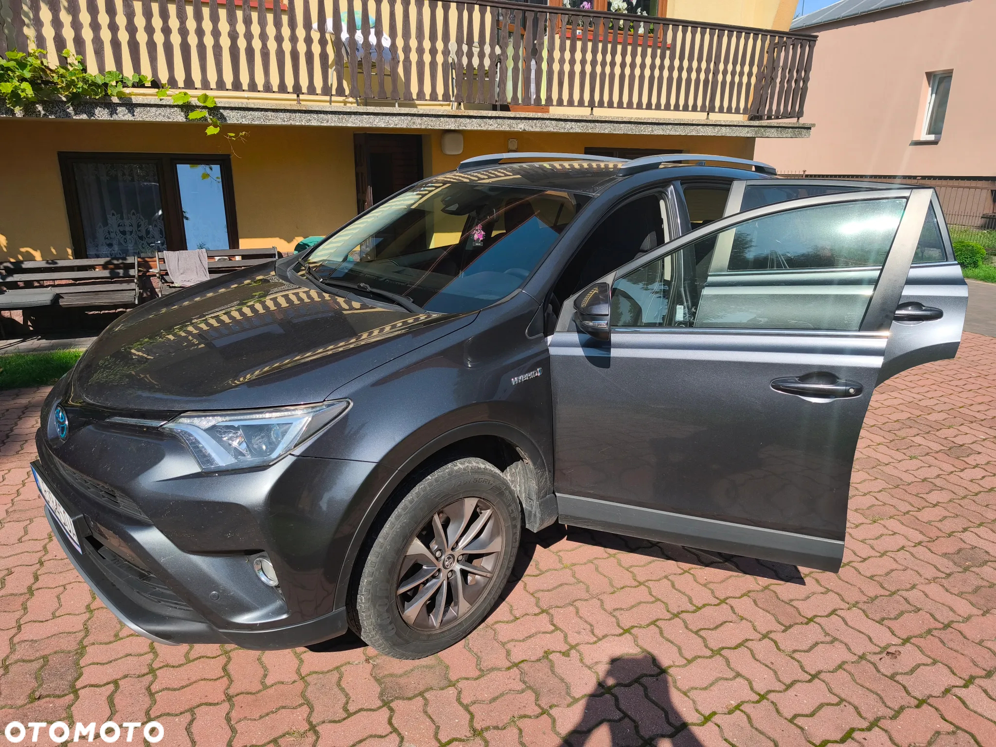 Toyota RAV4 - 14