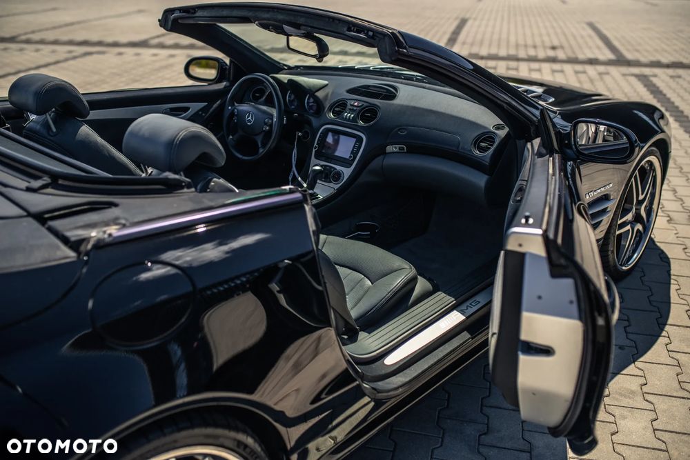 Mercedes-Benz SL - 16