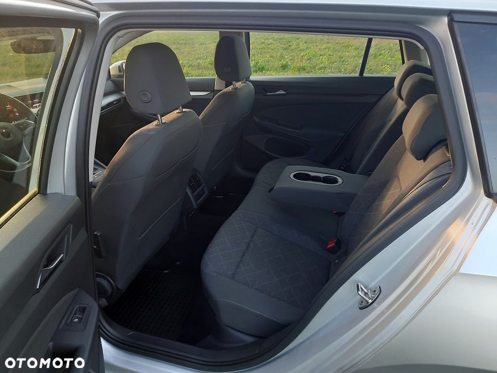Volkswagen Golf Variant - 16