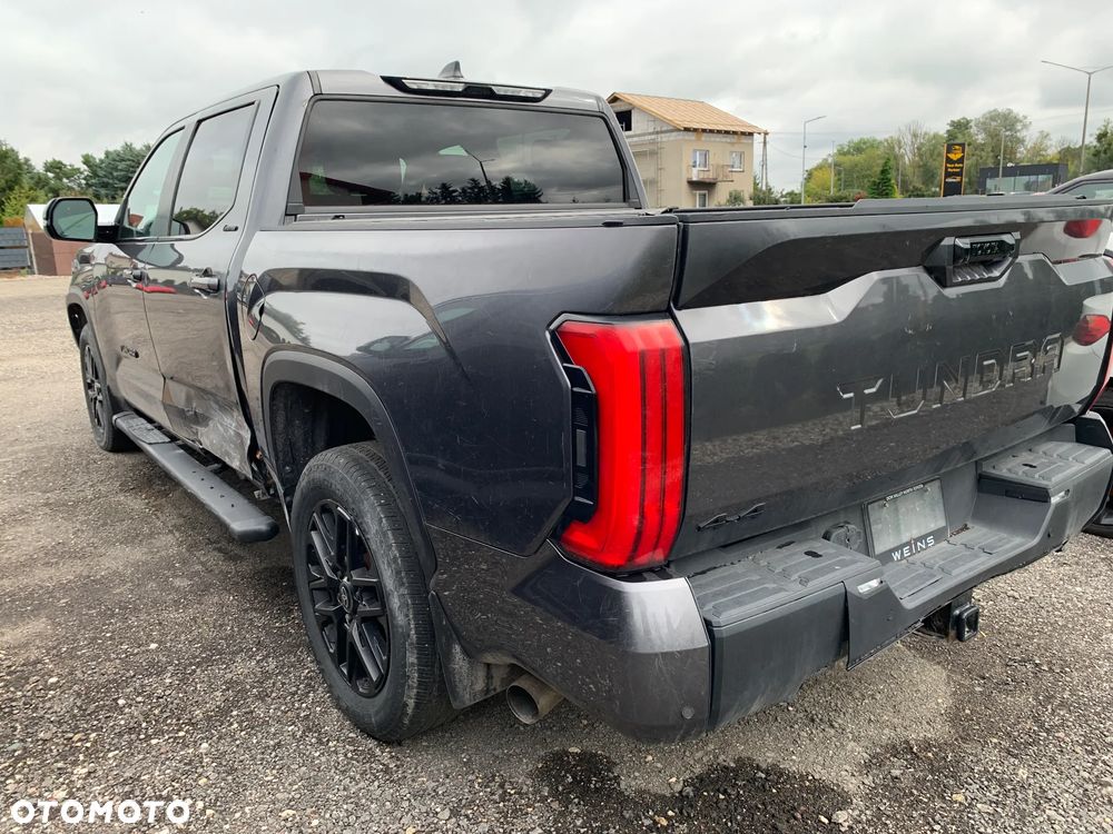 Toyota Tundra - 8