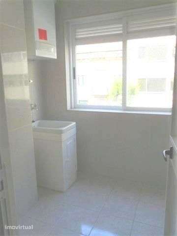 Apartamento T1 Rua 5 de Outubro - Casa da Música - Grande imagem: 2/7