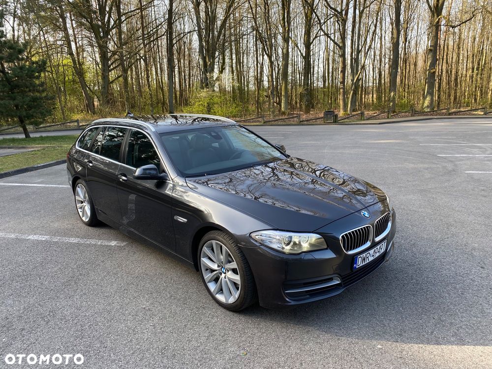 BMW Seria 5 530d xDrive Luxury Line - 3