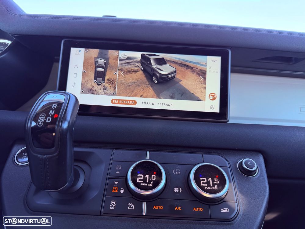 Land Rover Defender 110 P400e - 15