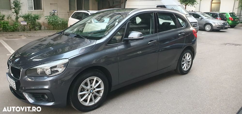 BMW Seria 2 216d Standard - 5