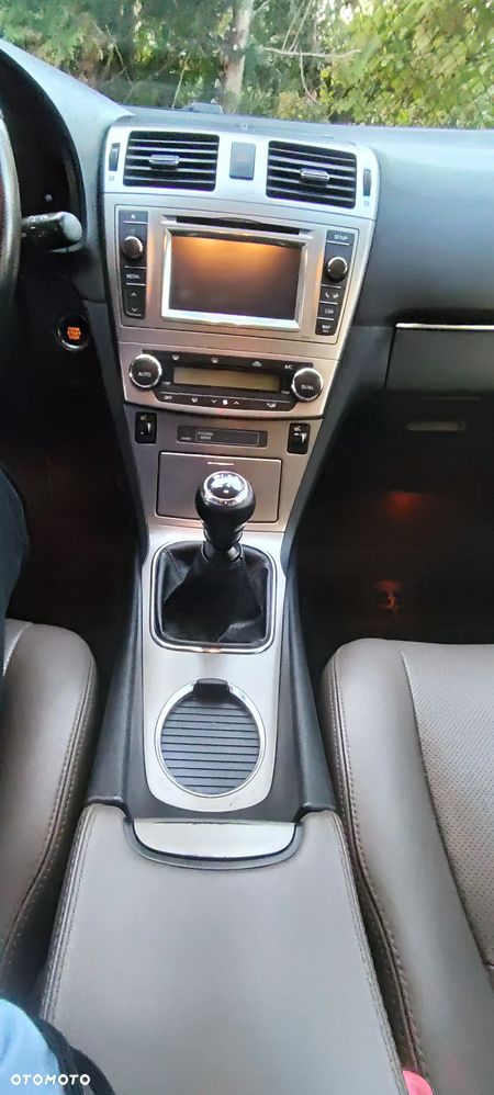Toyota Avensis 2.0 D-4D Luna - 6