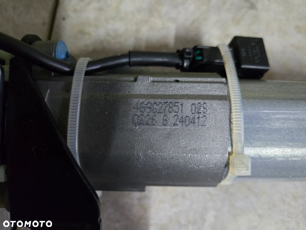 AUDI A6 C7 ZAWIAS ELEKTRYCZNY SIŁOWNIK KLAPY TYŁ LEWY - 4