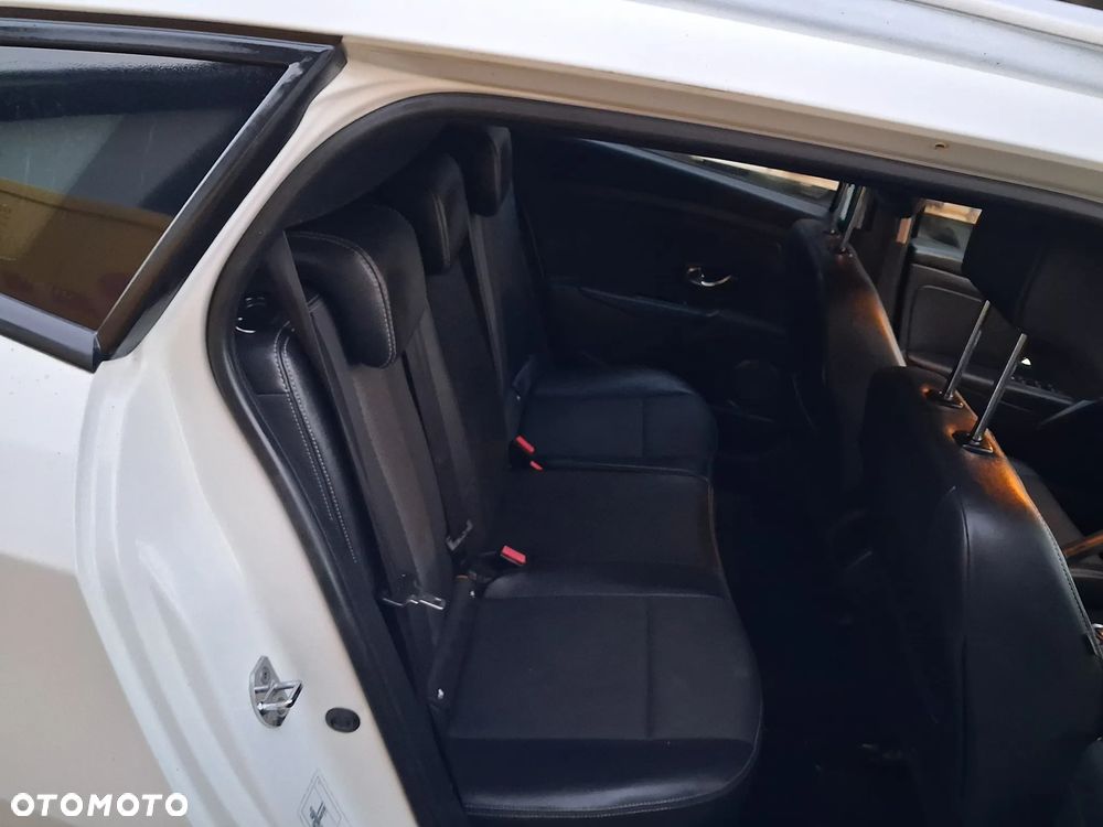 Renault Megane ENERGY dCi 110 Start & Stopp Bose Edition - 8