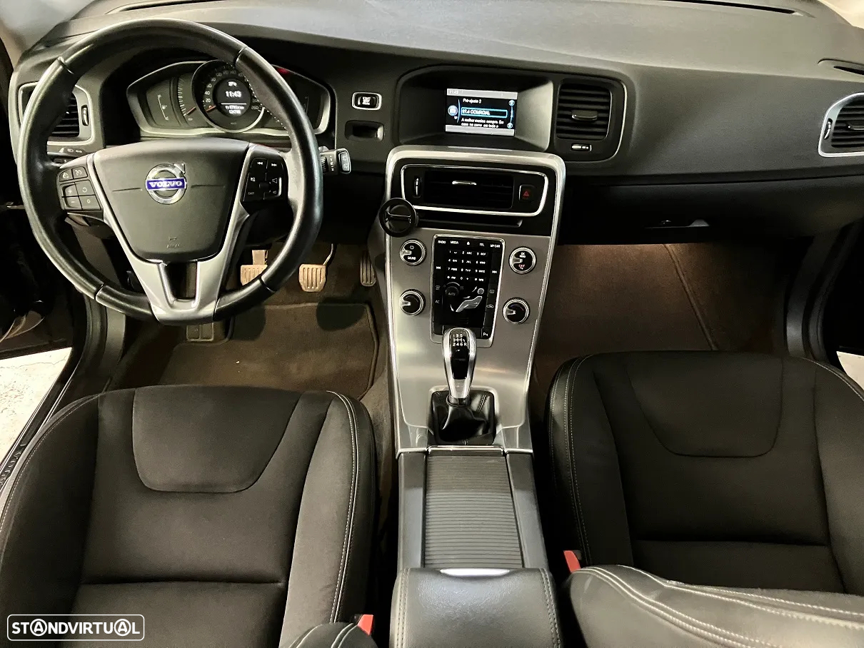 Volvo V60 1.6 D2 Kinetic Eco - 24