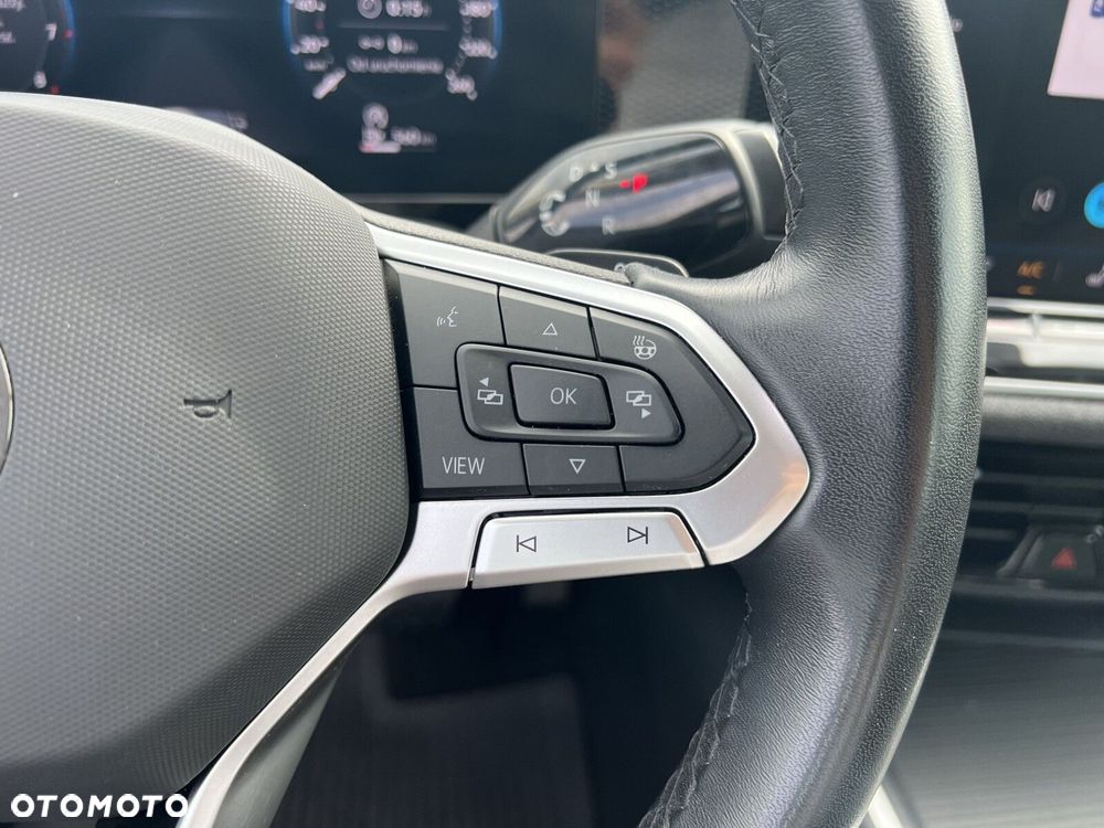 Volkswagen Passat - 17