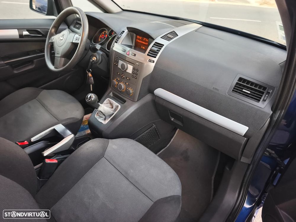 Opel Zafira 1.9 CDTi Enjoy - 16