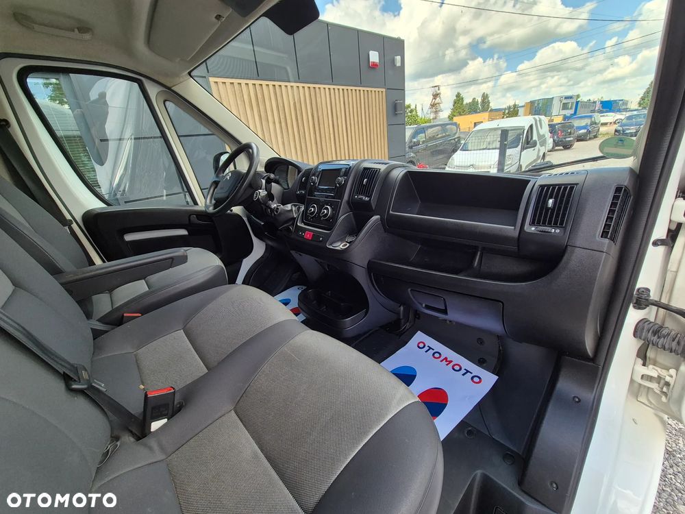Citroën JUMPER KLIMA KAMERA TEMPOMAT SUPER STAN - 29